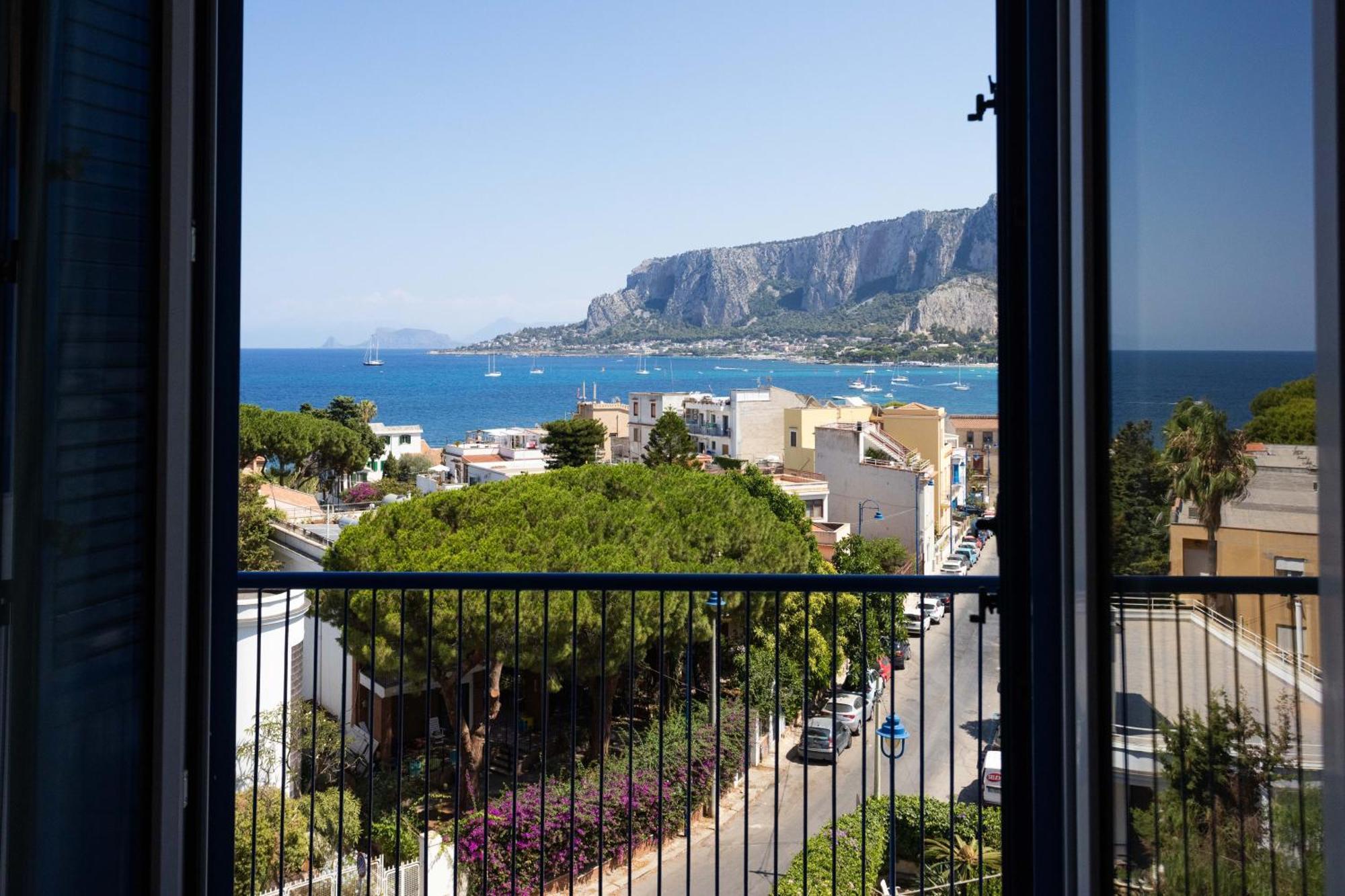 Mondello Glam Hotel & Terrace Exterior photo